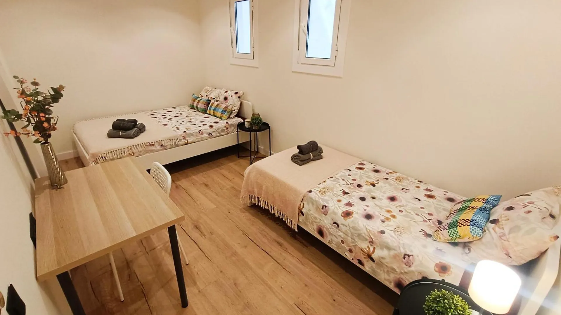 Vandrarhem Private Rooms In Born Barcelona